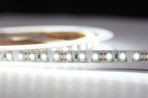 LED páska SMD3528, studená bílá, 24V, 1m, 120 LED/m