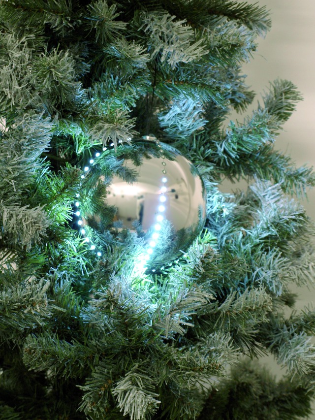 Sněhové LED koule, 8 cm, stříbrná, 5 Ks